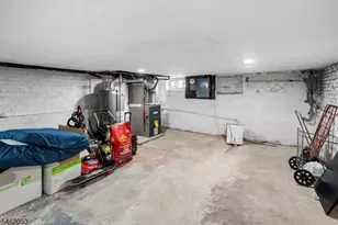 37 Emmet St, Newark, NJ 07114 - Photo 21