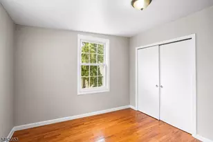 37 Emmet St, Newark, NJ 07114 - Photo 13