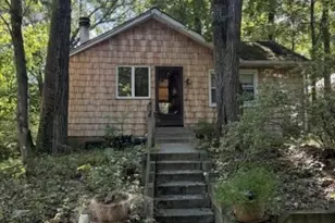 21 Gorge Dr, Wanaque, NJ 07420 - Photo 1