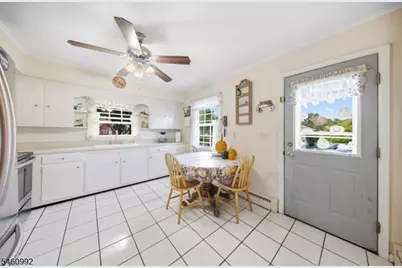 44 Signal Hill Trl, Sparta Township, NJ 07871 - Photo 13