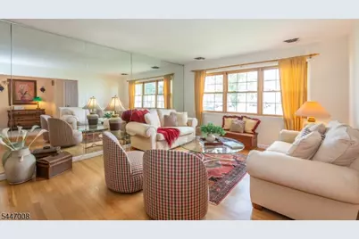 121 Bender Dr, Clifton, NJ 07013 - Photo 5