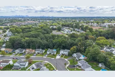 121 Bender Dr, Clifton, NJ 07013 - Photo 37