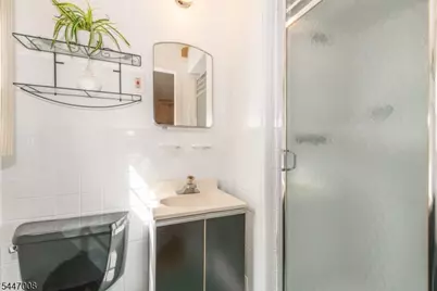 121 Bender Dr, Clifton, NJ 07013 - Photo 19