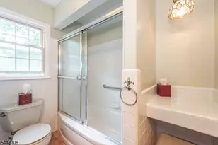 121 Bender Dr, Clifton, NJ 07013 - Photo 15