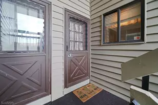 93 Overlook Dr, Union Township, NJ 08809 - Photo 3
