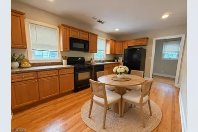 187 North Ave E #1, Cranford Township, NJ 07016 - Photo 3