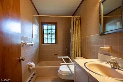 2281 Morse Ave, Scotch Plains Township, NJ 07076 - Photo 25