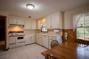 2281 Morse Ave, Scotch Plains Township, NJ 07076 - Photo 13