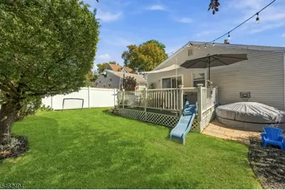 1446 Lambert St, Rahway, NJ 07065 - Photo 25