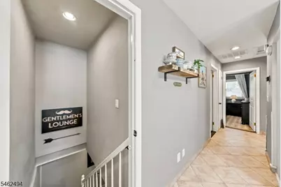 1446 Lambert St, Rahway, NJ 07065 - Photo 17