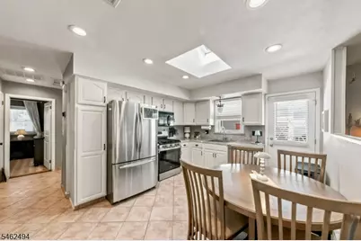 1446 Lambert St, Rahway, NJ 07065 - Photo 9