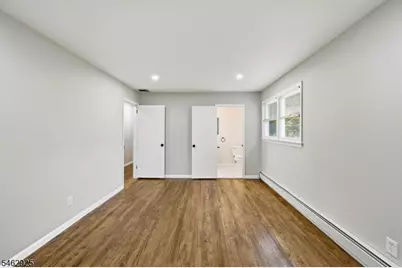 148 S Ridgedale Ave, East Hanover Township, NJ 07936 - Photo 19