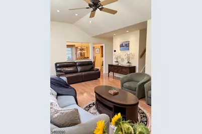 4 Eckhardt Cir, Montville Township, NJ 07045 - Photo 9