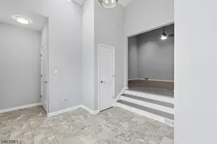 4 Spring Ln, Washington Township, NJ 07853 - Photo 7