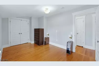 16 Munn St #3, Montclair, NJ 07042 - Photo 13