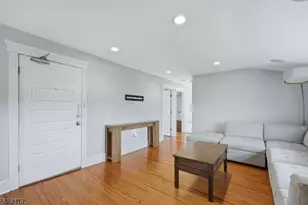 16 Munn St, Montclair, NJ 07042 - Photo 3
