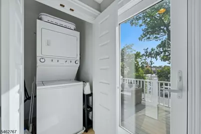 16 Munn St #3, Montclair, NJ 07042 - Photo 11