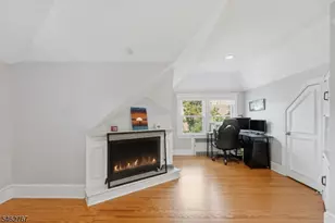 16 Munn St, Montclair, NJ 07042 - Photo 5