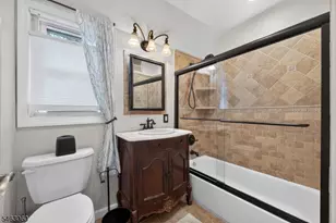 31 Freeman Pl, Nutley, NJ 07110 - Photo 15