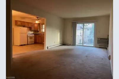 406 Cranbury Rd Apt #3, East Brunswick Township, NJ 08816 - Photo 3