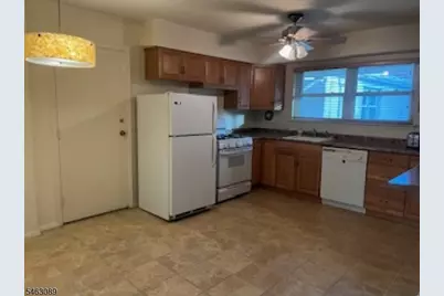 406 Cranbury Rd Apt #3, East Brunswick Township, NJ 08816 - Photo 5