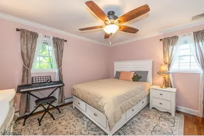 33 Lakeside Ave, Bloomingdale, NJ 07403 - Photo 15