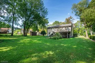 33 Lakeside Ave, Bloomingdale, NJ 07403 - Photo 37