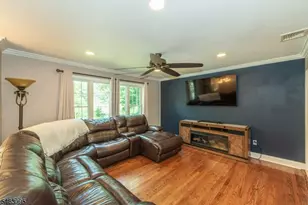 33 Lakeside Ave, Bloomingdale, NJ 07403 - Photo 5