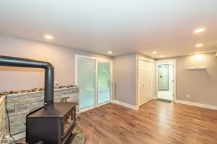 33 Lakeside Ave, Bloomingdale, NJ 07403 - Photo 27
