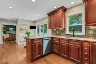 122 N Maple Ave, Bernards Township, NJ 07920 - Photo 11