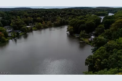 6 Oak Ln, Hardyston Township, NJ 07460 - Photo 5
