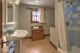 312 Old Farm Rd, Lebanon Township, NJ 08826 - Photo 23