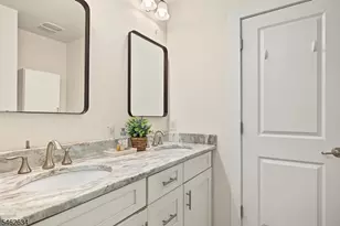 908 Parkview Ln, Rockaway Township, NJ 07866 - Photo 19