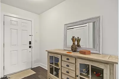 908 Parkview Ln, Rockaway Township, NJ 07866 - Photo 3