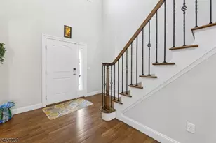 16 Stuyvesant Ct, Clifton, NJ 07013 - Photo 13