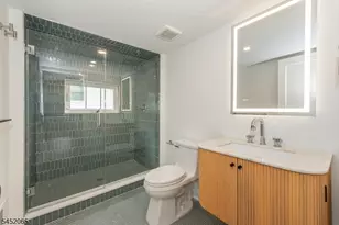 28 Mountain Ave, Summit, NJ 07901 - Photo 39