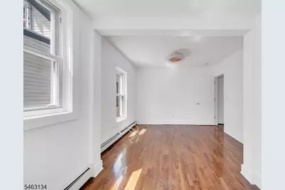 142 Steuben, East Orange, NJ 07018 - Photo 11