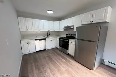 35 So Willow St #A2, Montclair, NJ 07042 - Photo 3