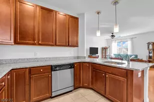 7213 Minuteman Ln, Franklin Township, NJ 08873 - Photo 13