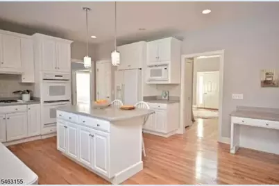 10 Aspen Ct, Montgomery Township, NJ 08502 - Photo 5
