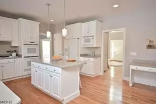 10 Aspen Ct, Montgomery Township, NJ 08502 - Photo 5