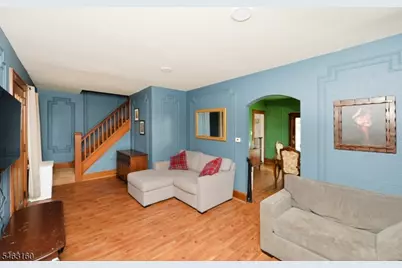18 Minerva Ave, Hawthorne, NJ 07506 - Photo 3