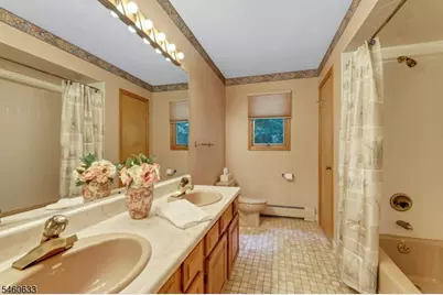 100 Cheshire Ln, Ringwood, NJ 07456 - Photo 27