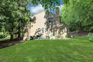 100 Cheshire Ln, Ringwood, NJ 07456 - Photo 7