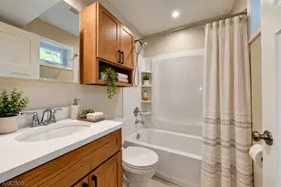 122 Bartine St, Somerville, NJ 08876 - Photo 3