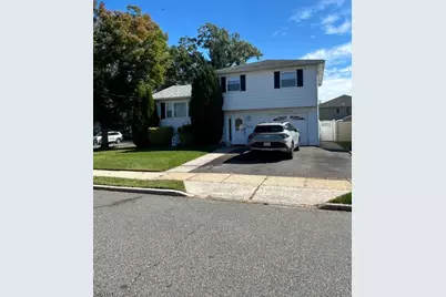 701 Willick Rd, Linden, NJ 07036 - Photo 1
