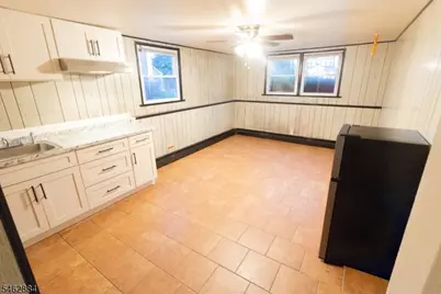 74 Raritan Rd, Linden, NJ 07036 - Photo 17