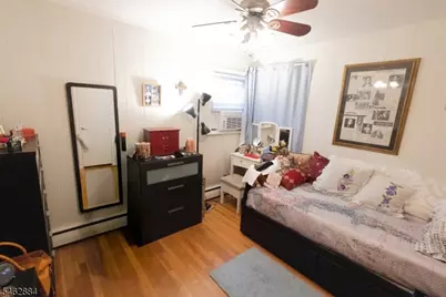 74 Raritan Rd, Linden, NJ 07036 - Photo 15