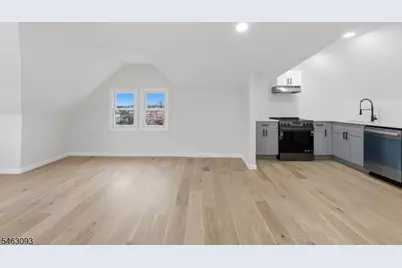 82 Grove St Unit #3, Montclair, NJ 07042 - Photo 7