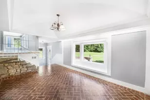 401 Bloomsbury Rd, Franklin Township, NJ 08804 - Photo 9
